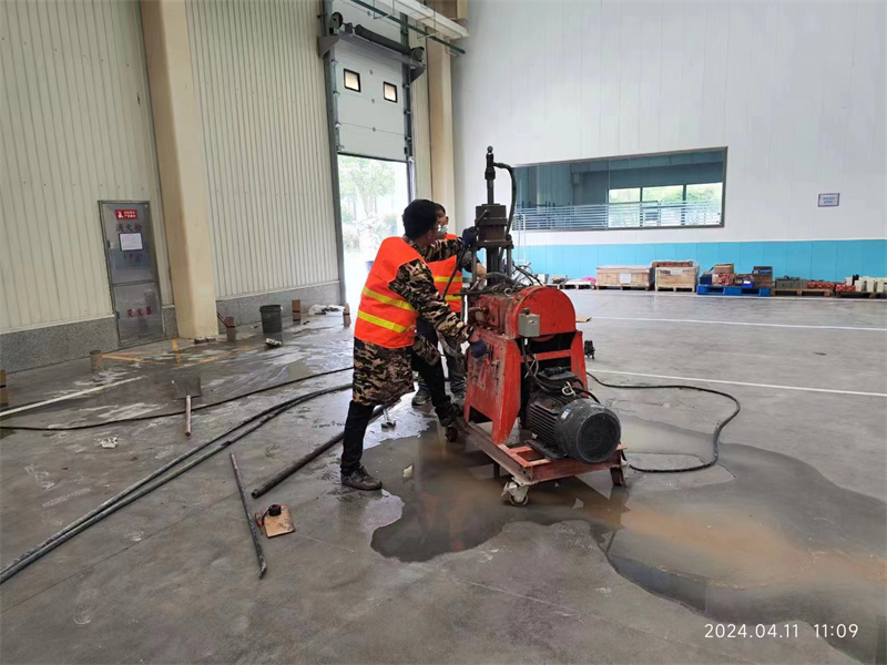 宁南厂房地面下沉塌陷注浆加固施工